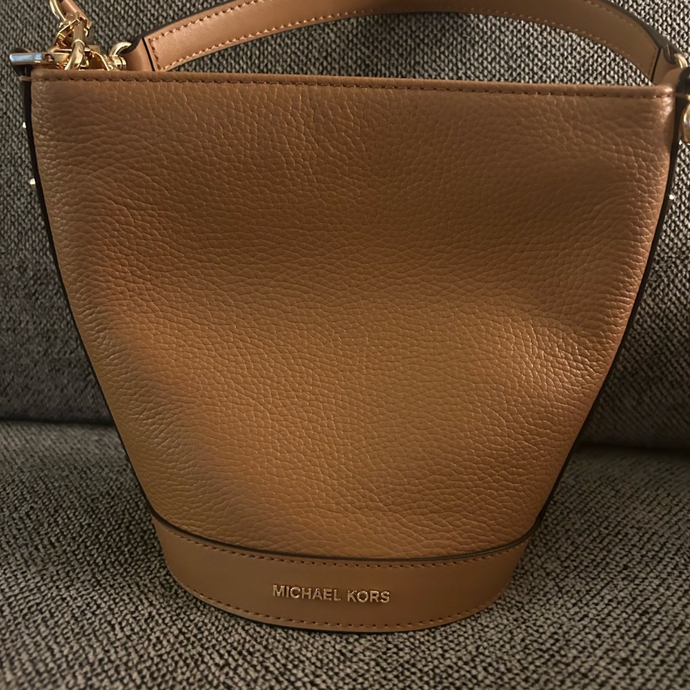 Brand new bucket bag